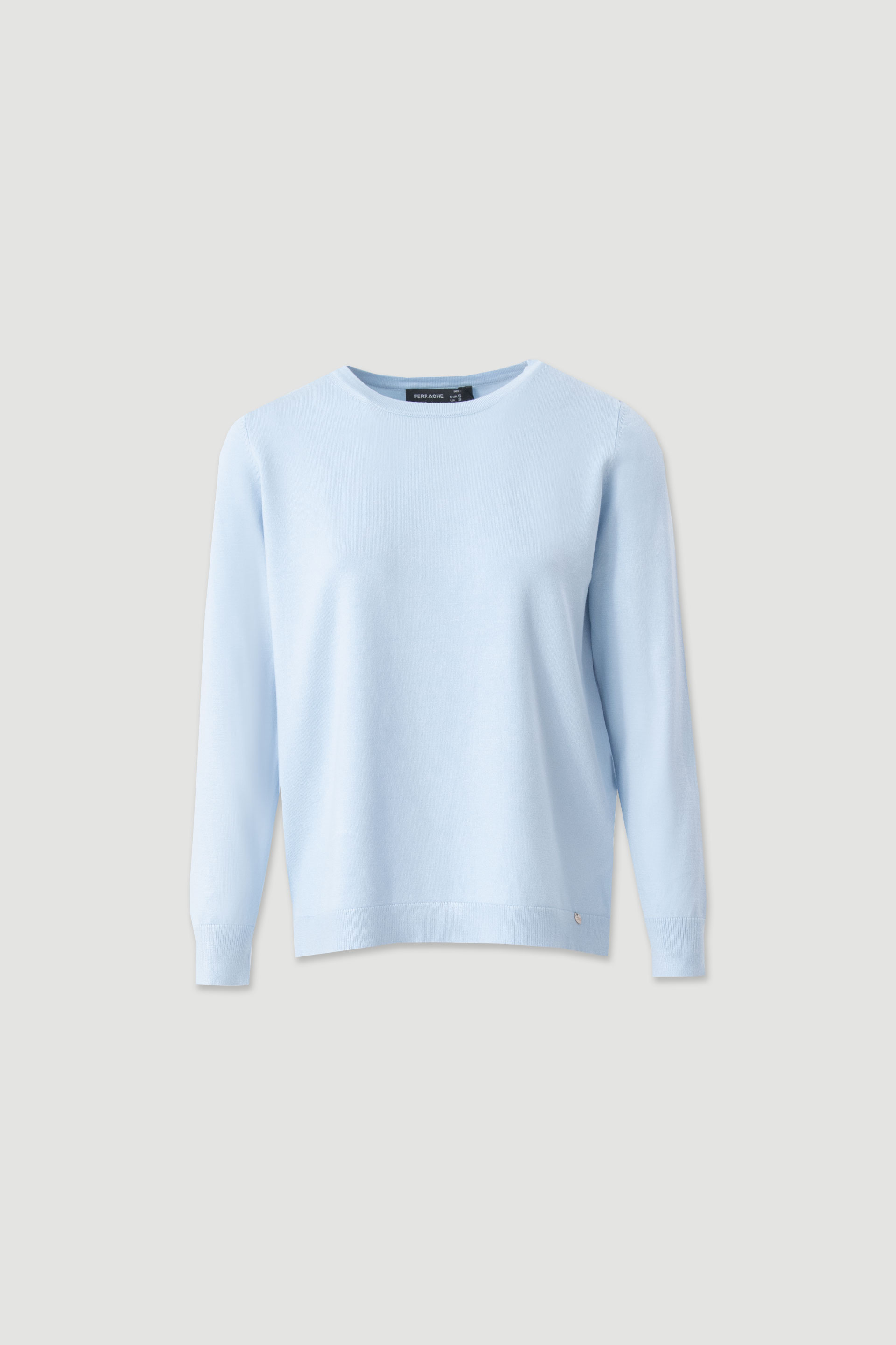 Plain knit sweater with round neckline