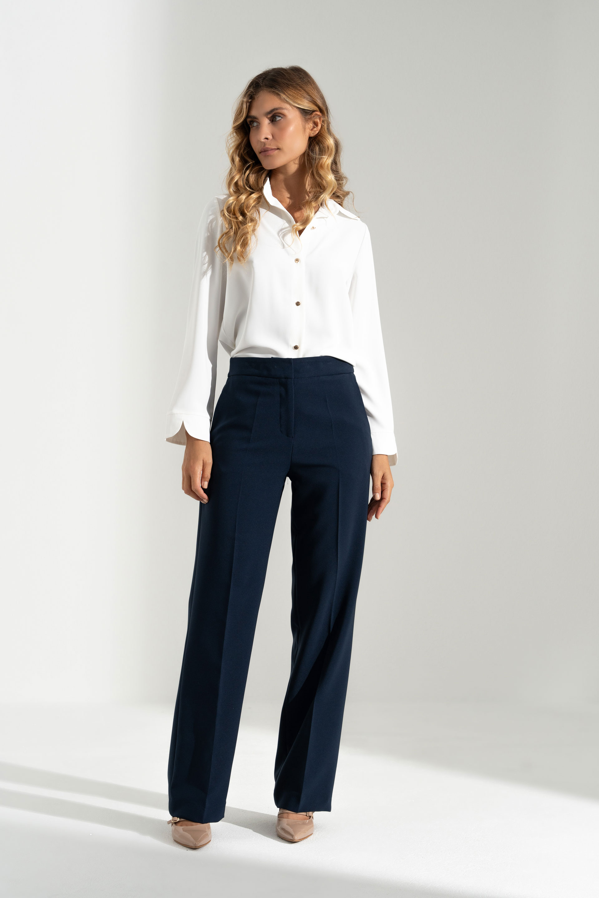 Flowy blouse with cuff detail