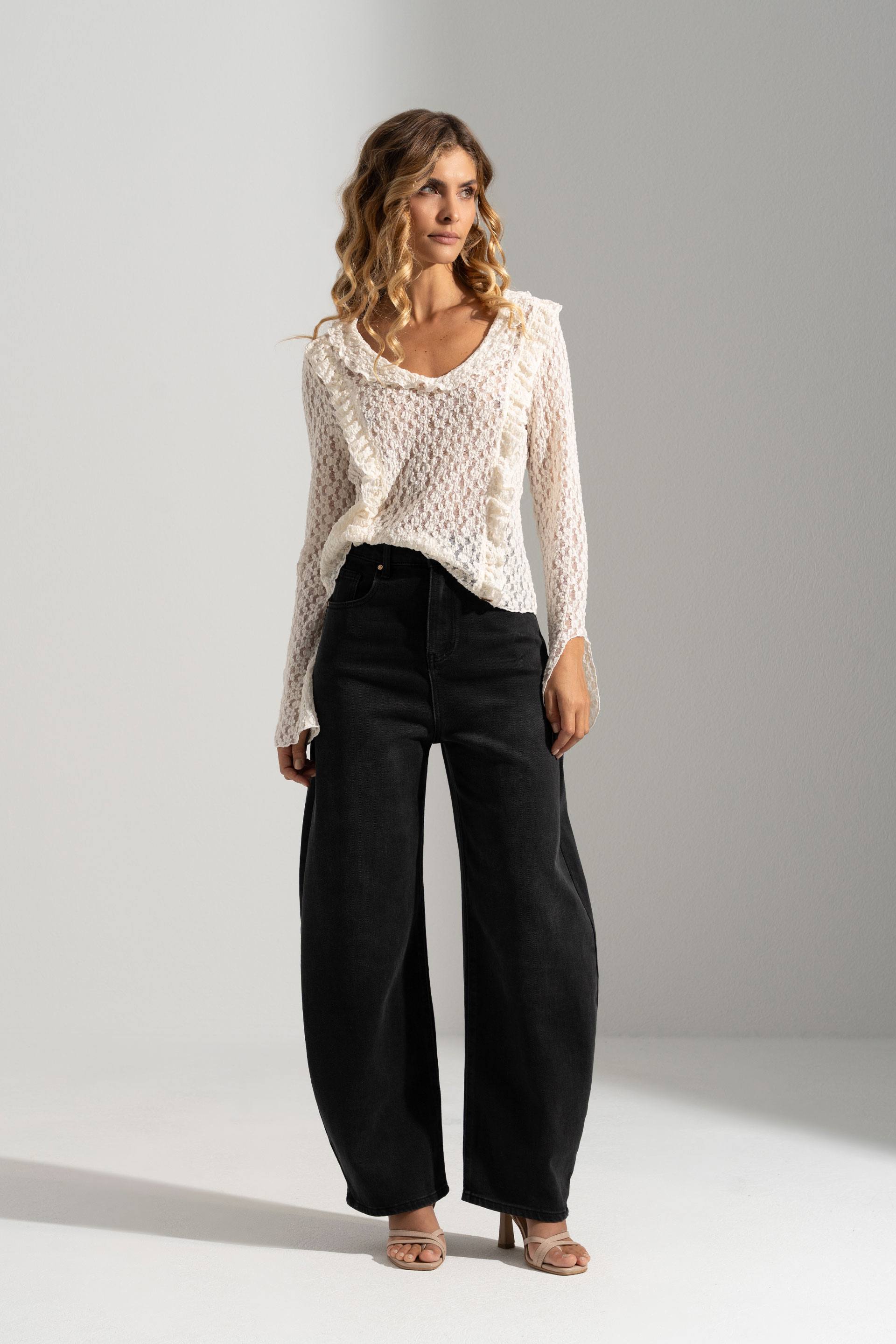 High-waisted cotton balloon jeans