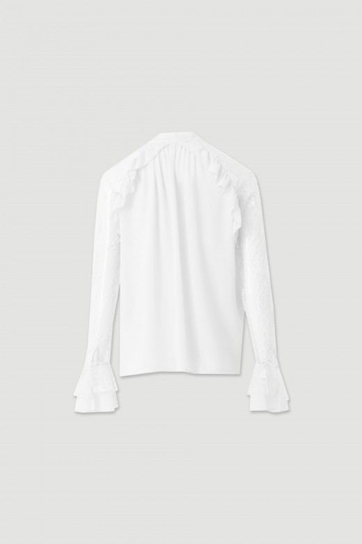 Blouse with bow and lace sleeves Blouse with bow and lace sleeves