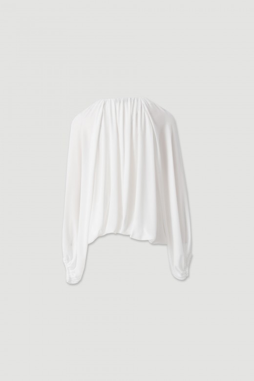 Flowing tunic with adjustable neckline Flowing tunic with adjustable neckline