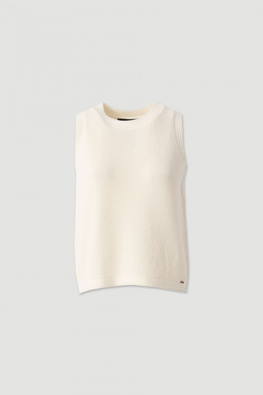 Perforated knit top 100% cotton Perforated knit top 100% cotton