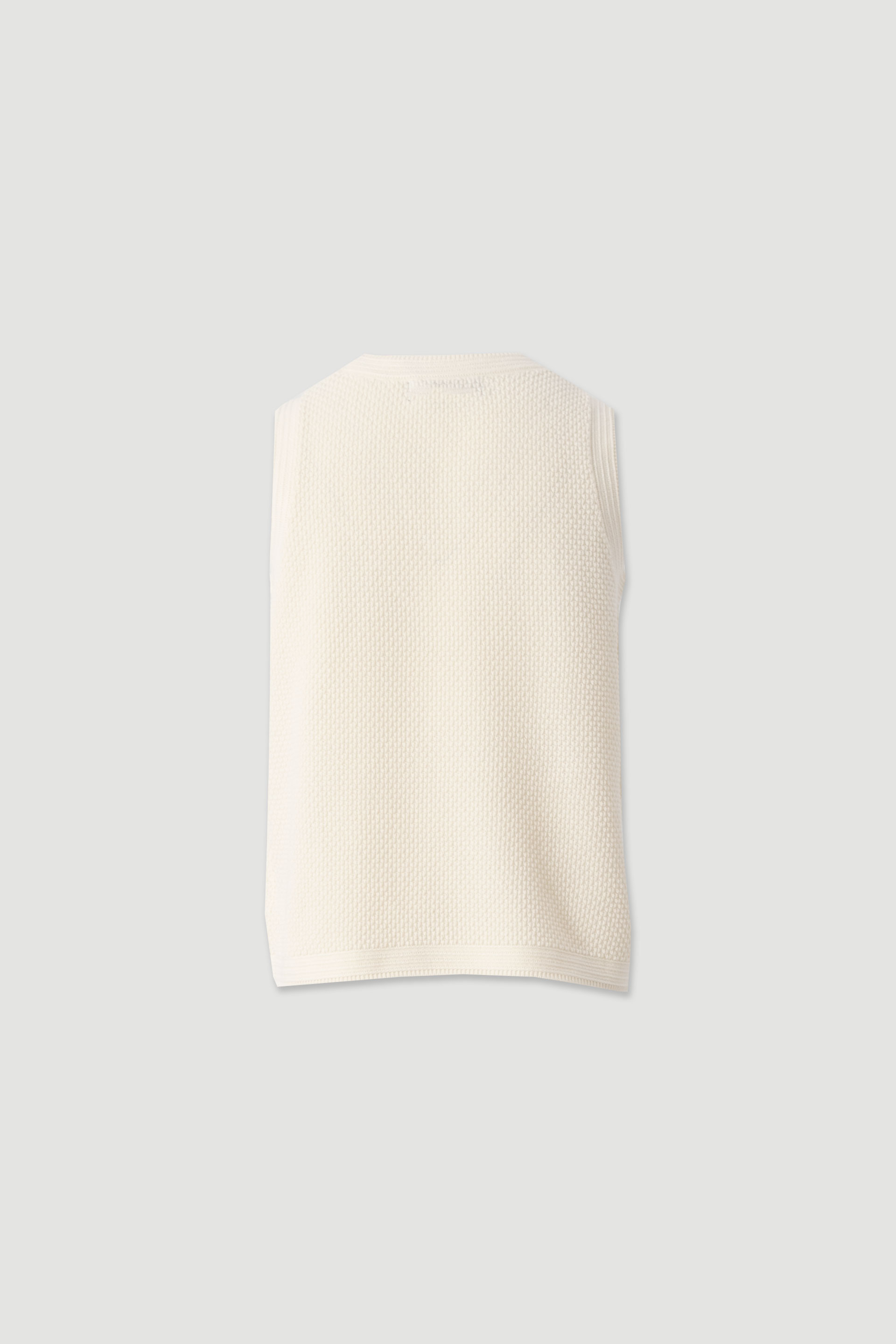 Perforated knit top 100% cotton