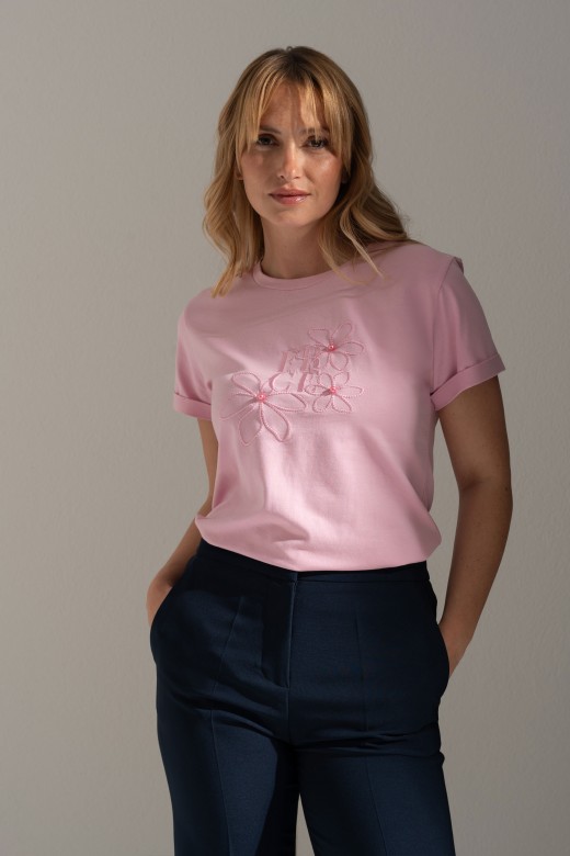 Cotton t-shirt with floral embroidery Cotton t-shirt with floral embroidery