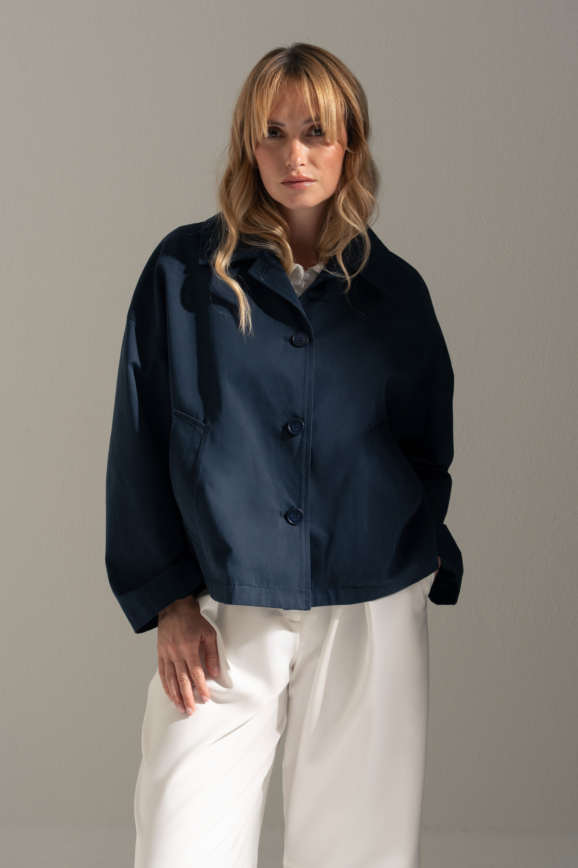 Short cotton trench jacket