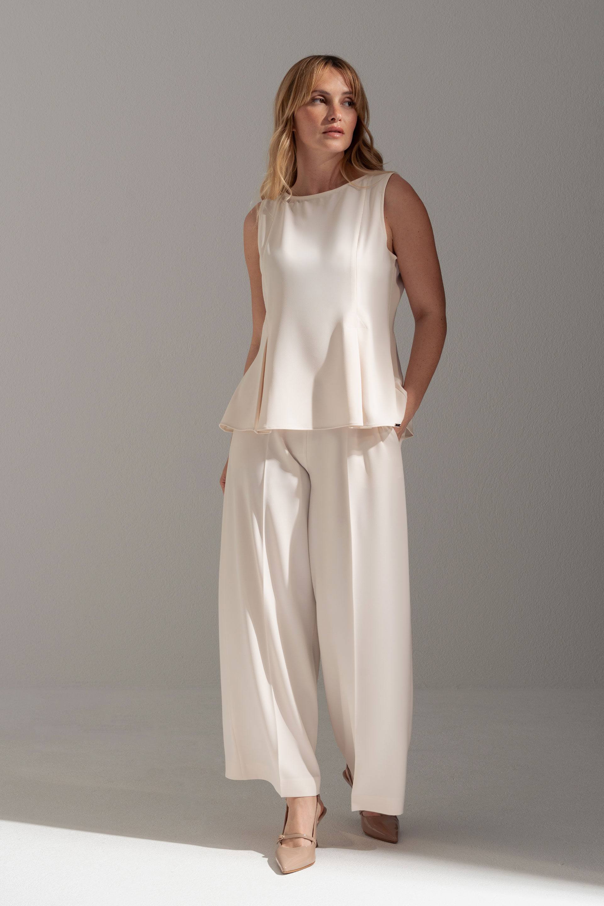 Fluid culotte trousers with metallic detail