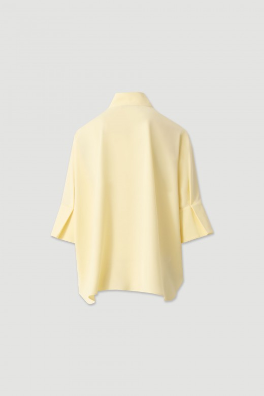 Flowy tunic with high collar and wide sleeves Flowy tunic with high collar and wide sleeves