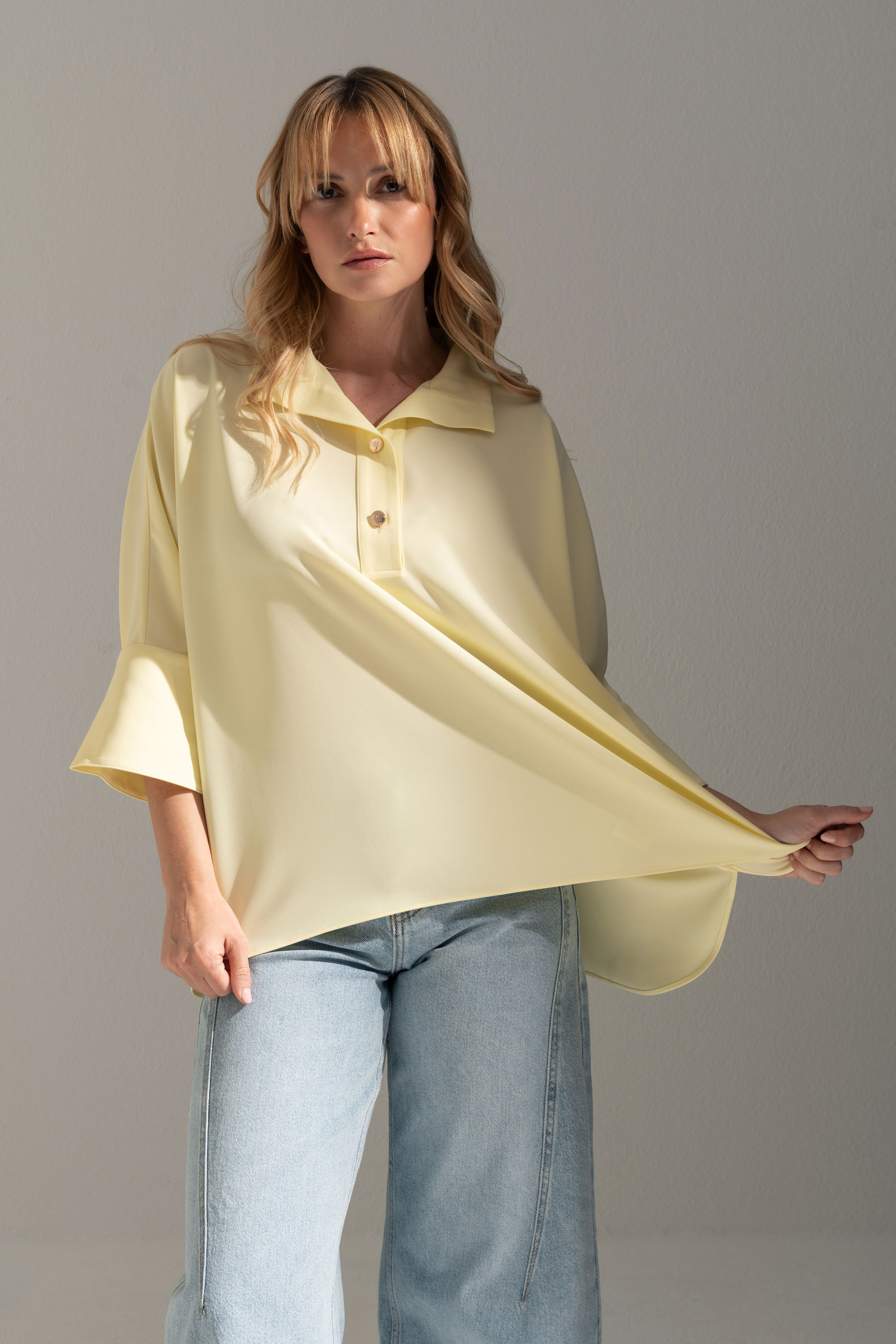 Flowy tunic with high collar and wide sleeves