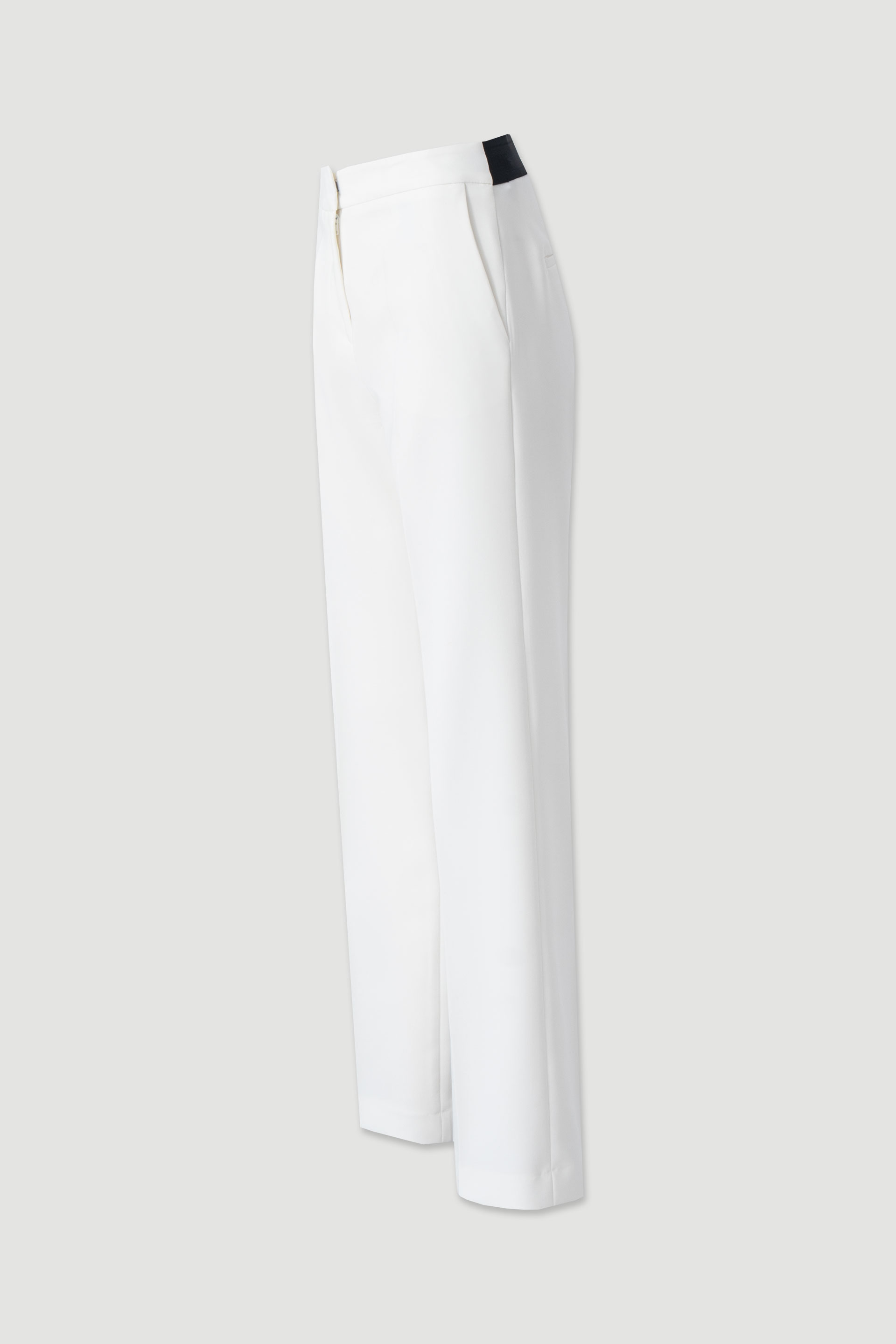 Calça straight com cinto elástico personalizado