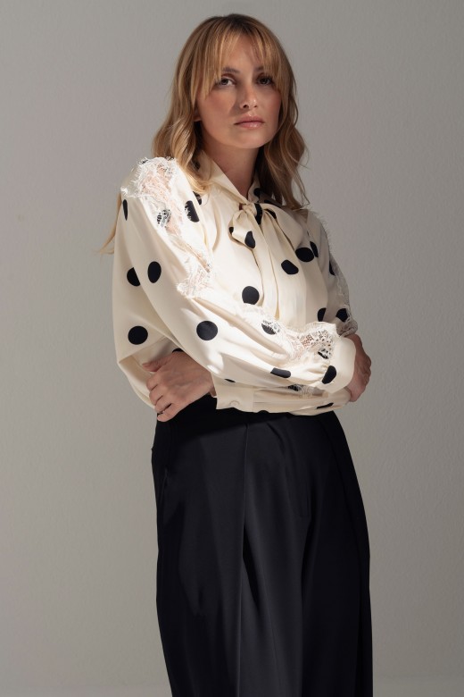 Polka dot tunic with bow Polka dot tunic with bow