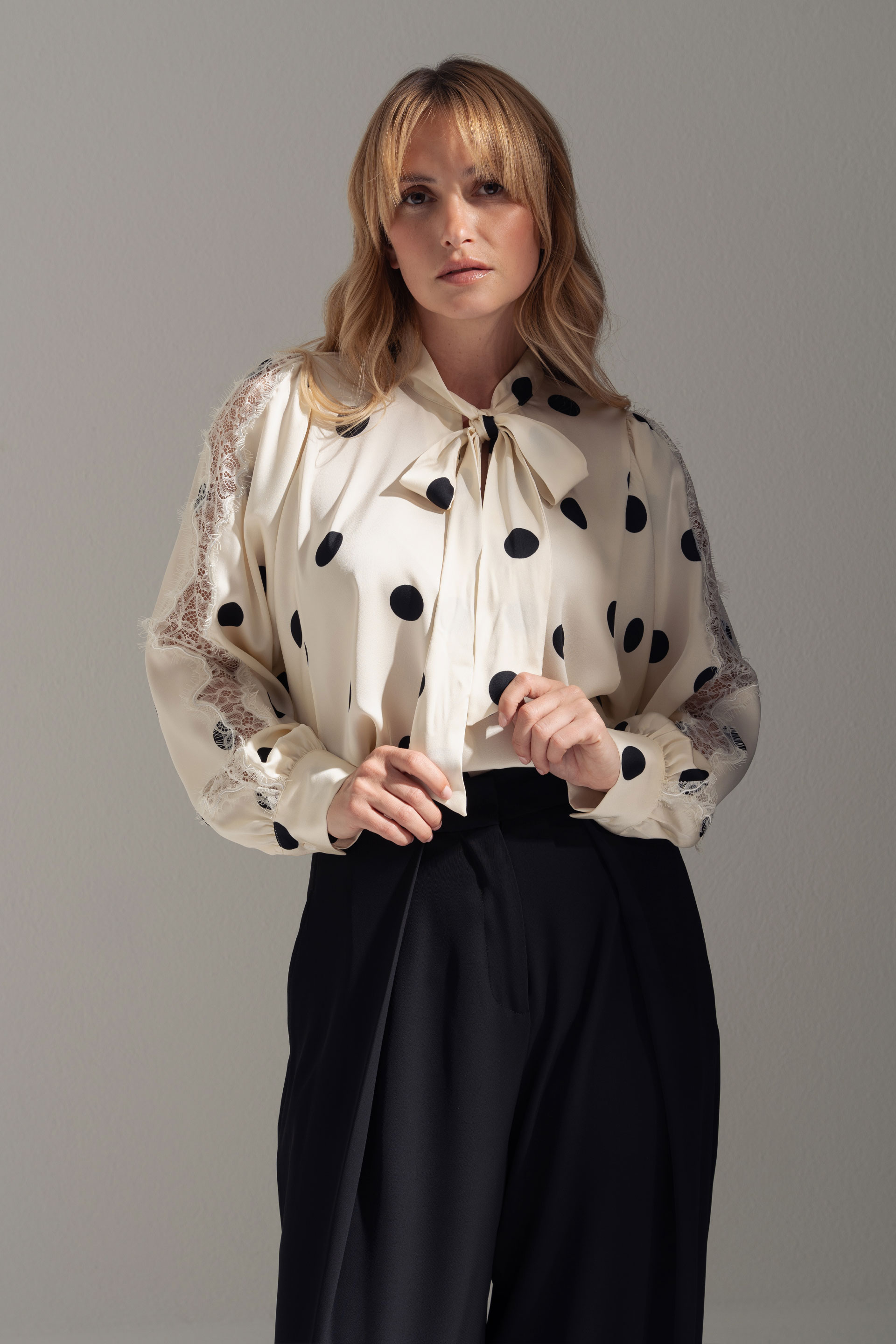 Polka dot tunic with bow