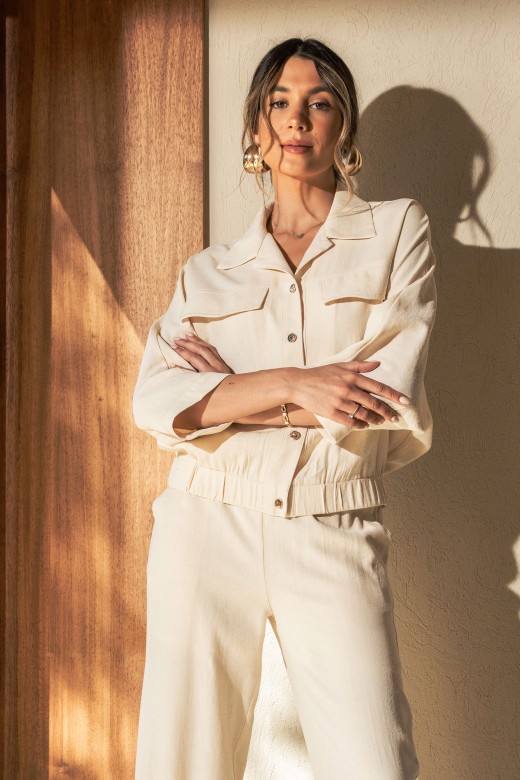 Linen jacket with pockets and elastic hem Linen jacket with pockets and elastic hem