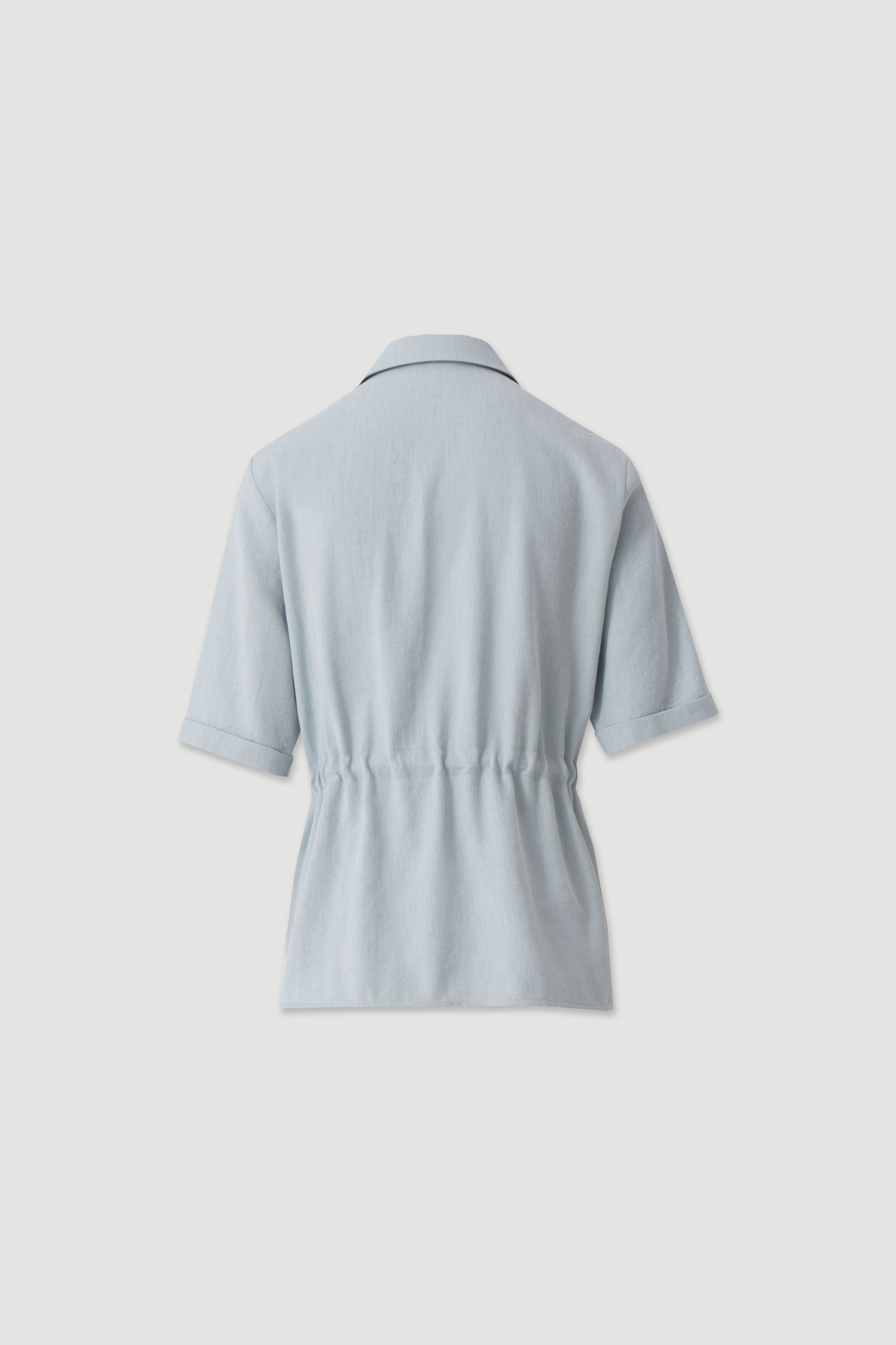 Linen shirt with adjustable waist tie