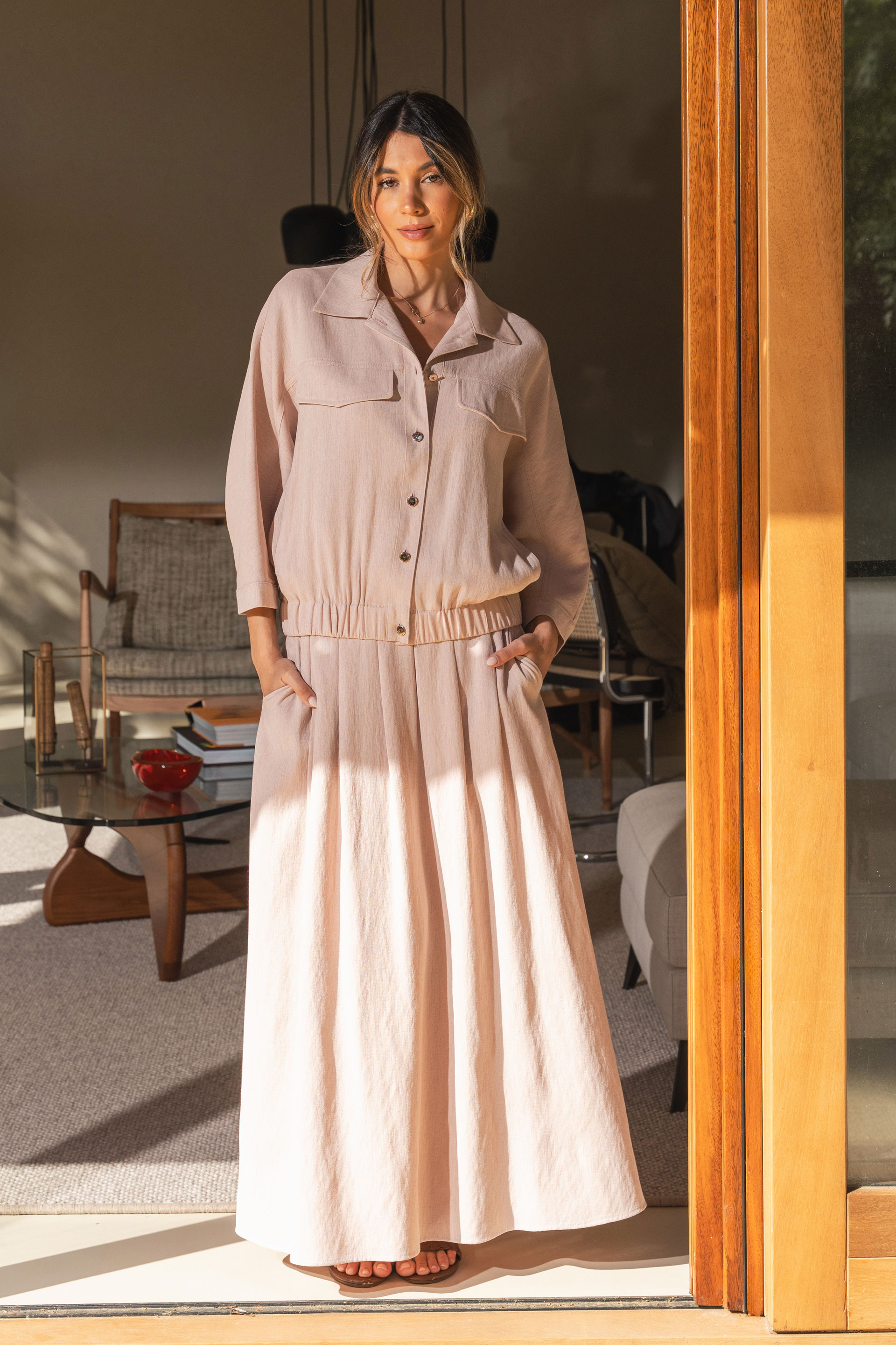 Linen jacket with pockets and elastic hem