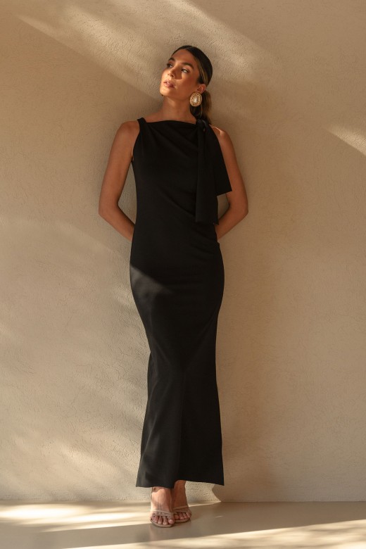 Long dress with draping and shoulder tie Long dress with draping and shoulder tie