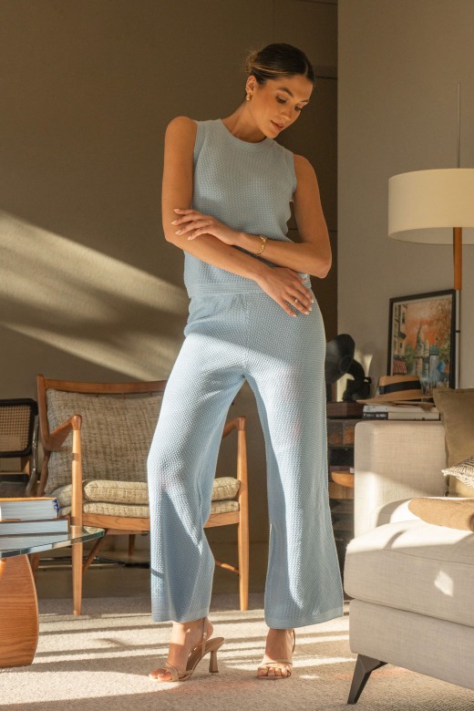 Perforated knit trousers in 100% cotton Perforated knit trousers in 100% cotton