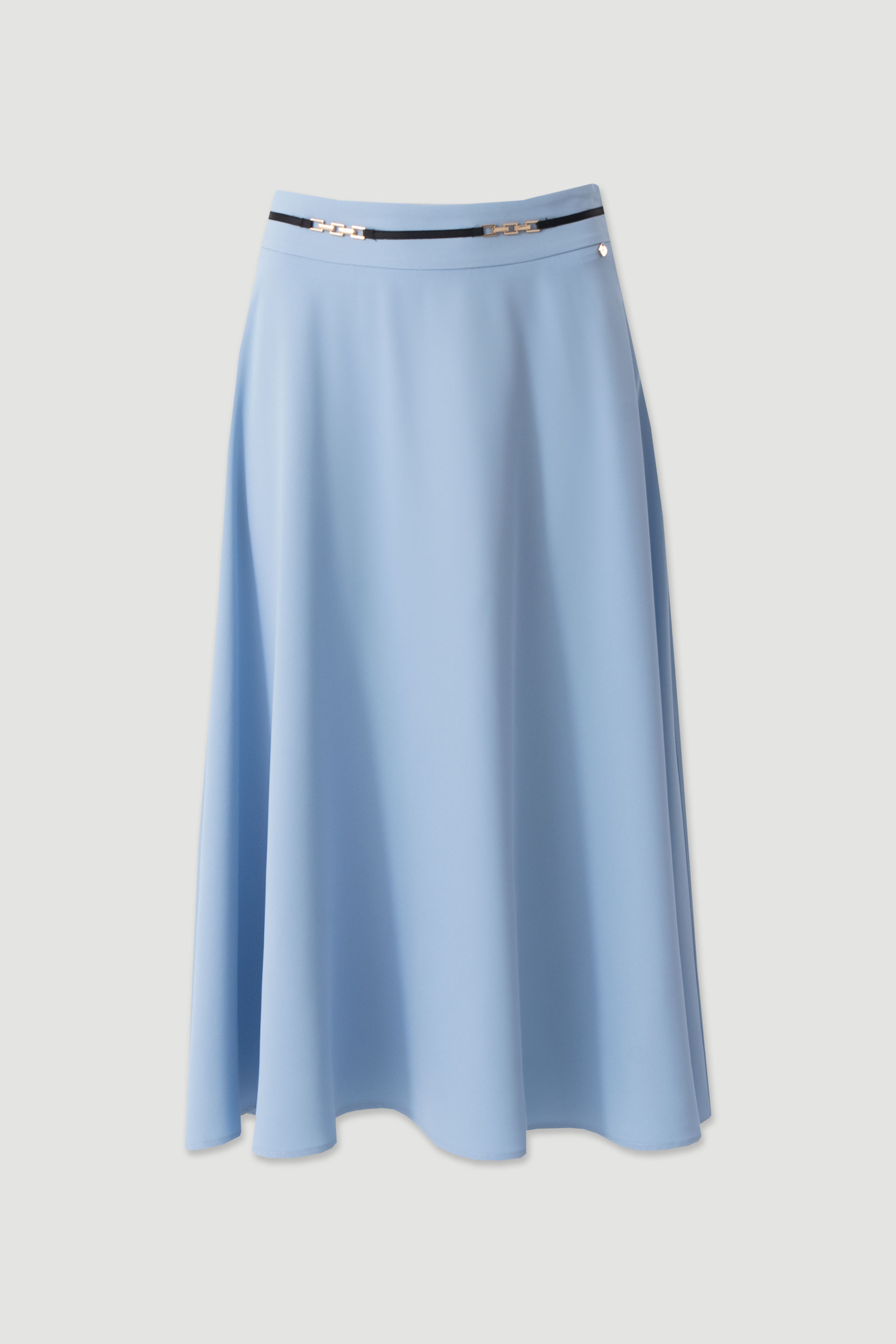 Flowy midi skirt with belt