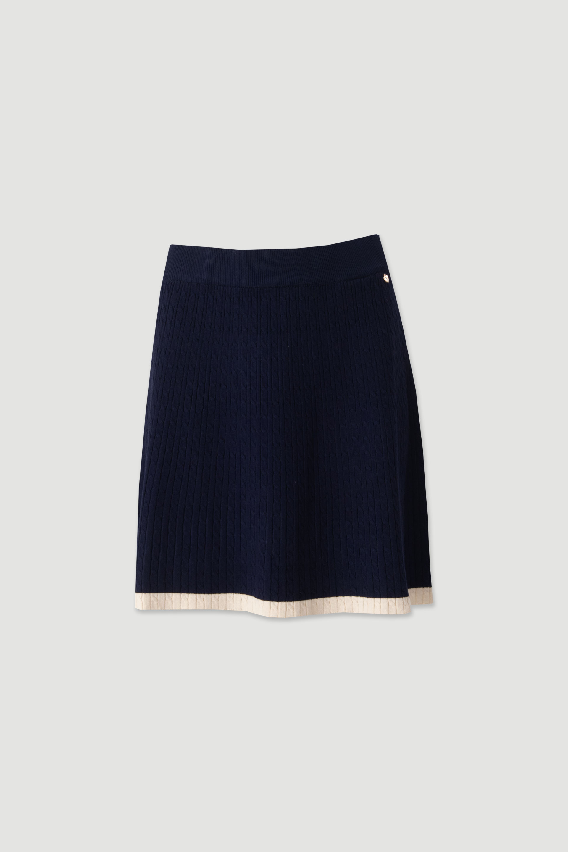 Textured knit skirt with contrast