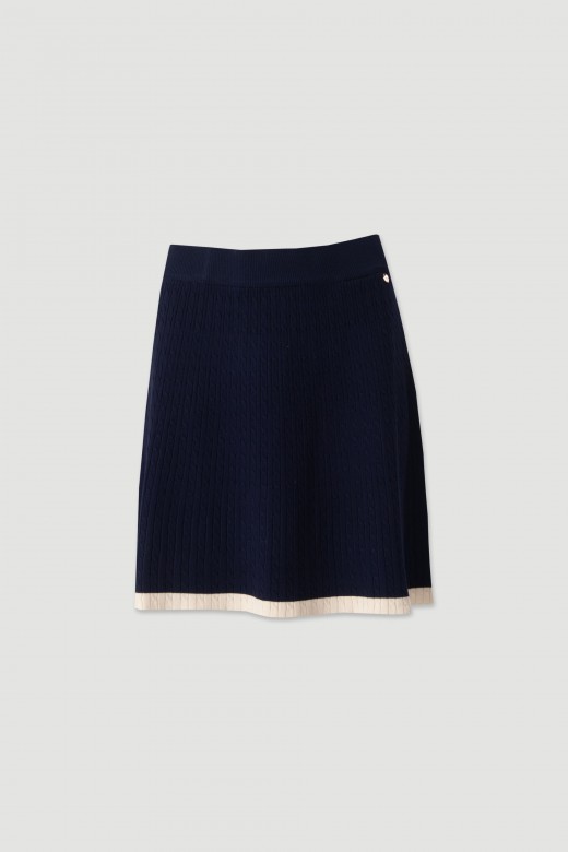 Textured knit skirt with contrast Textured knit skirt with contrast