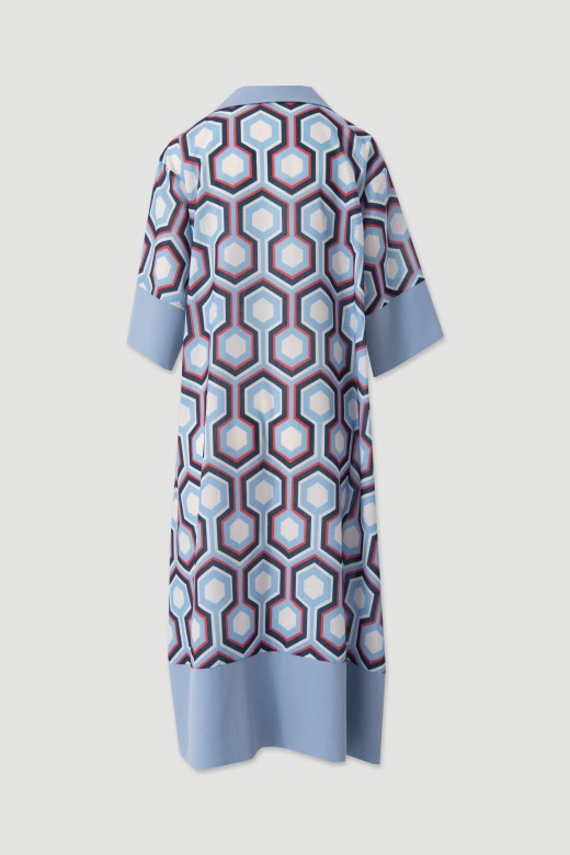 Flowing dress with geometric pattern Flowing dress with geometric pattern