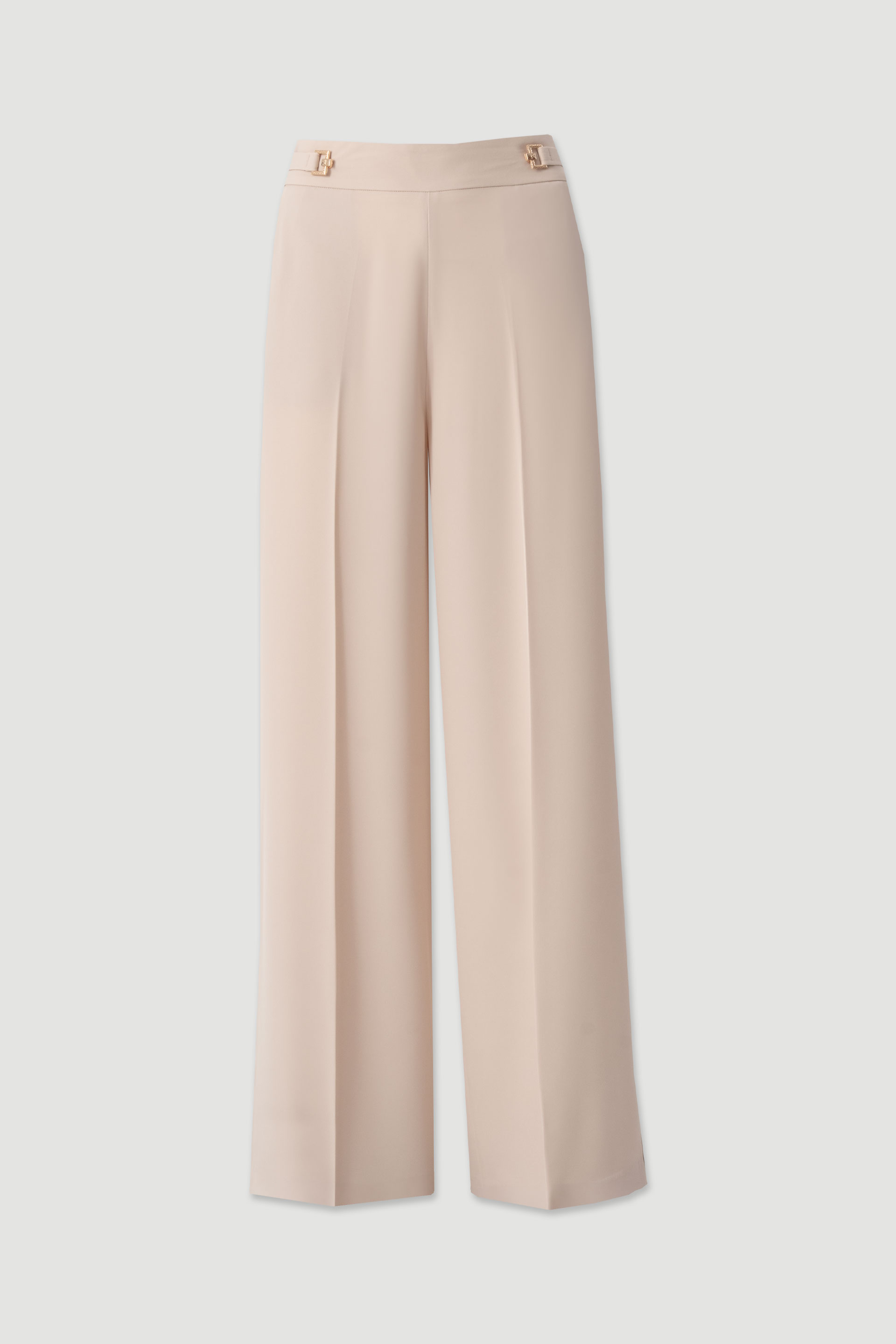Flowing trousers with gold waist detail