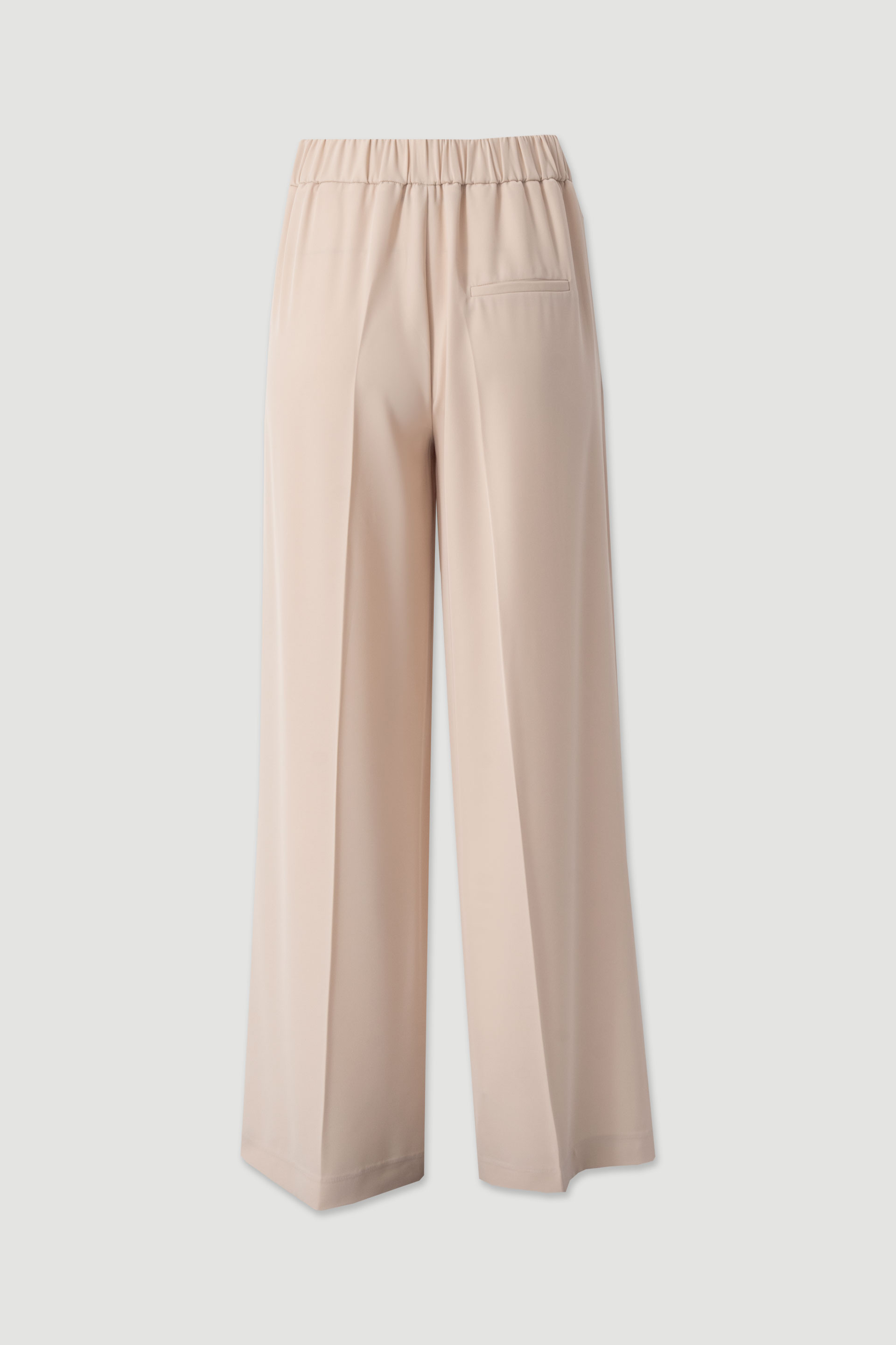 Flowing trousers with gold waist detail