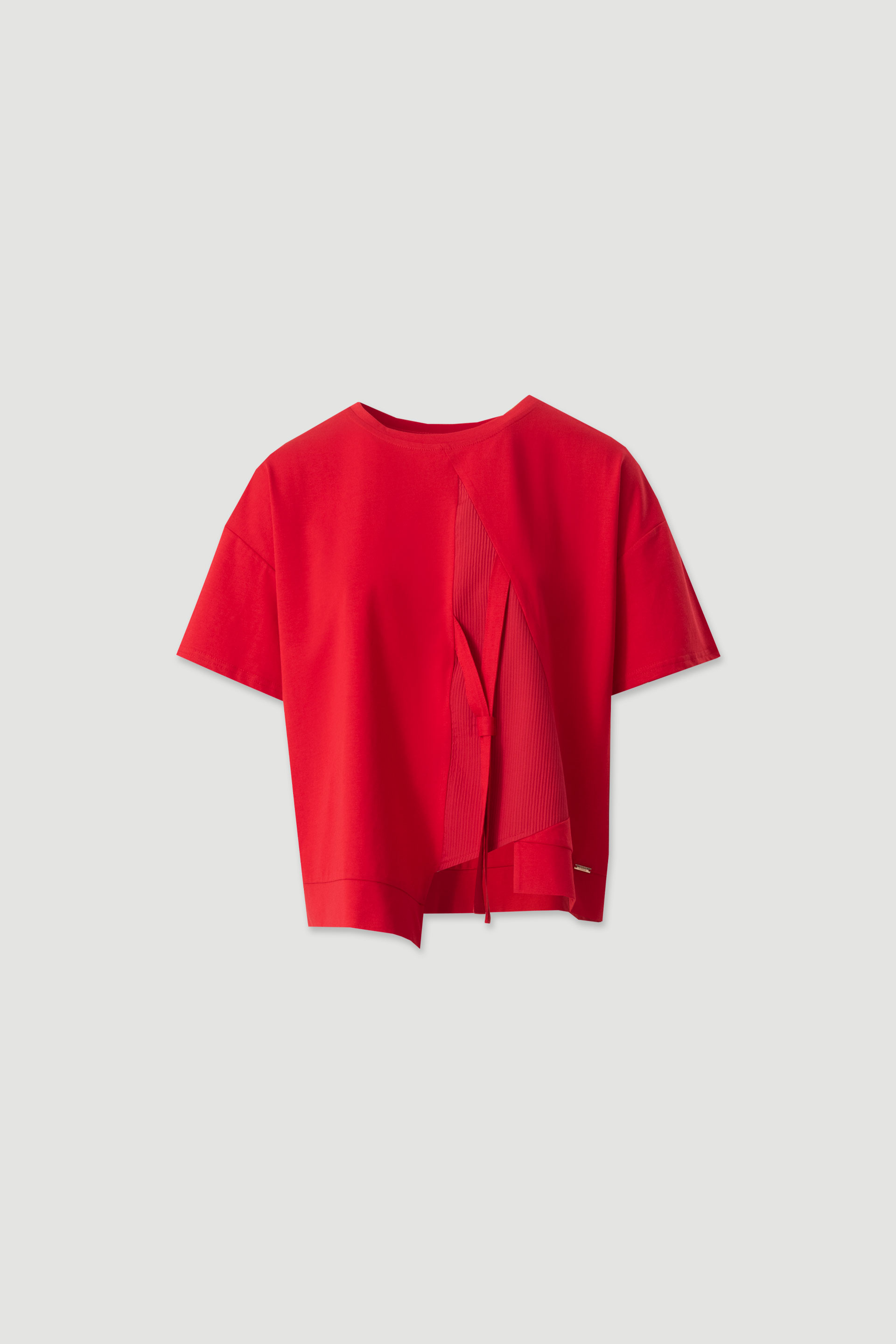 T-shirt com detalhe plissado