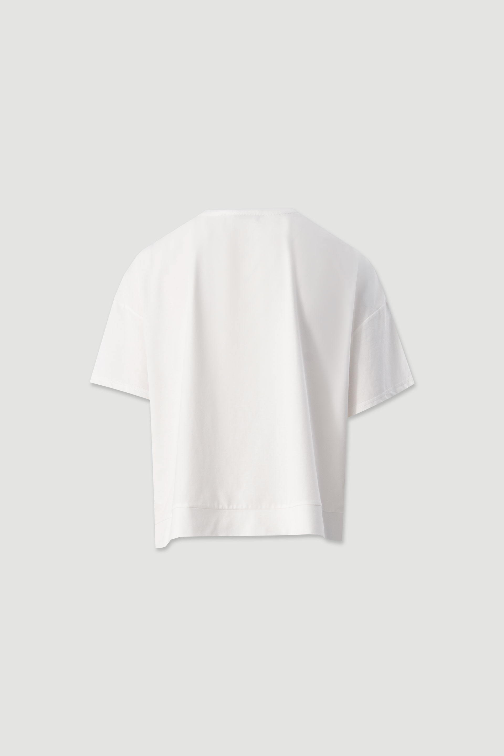 T-shirt with front pocket
