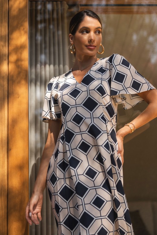 Fitted dress with geometric pattern Fitted dress with geometric pattern