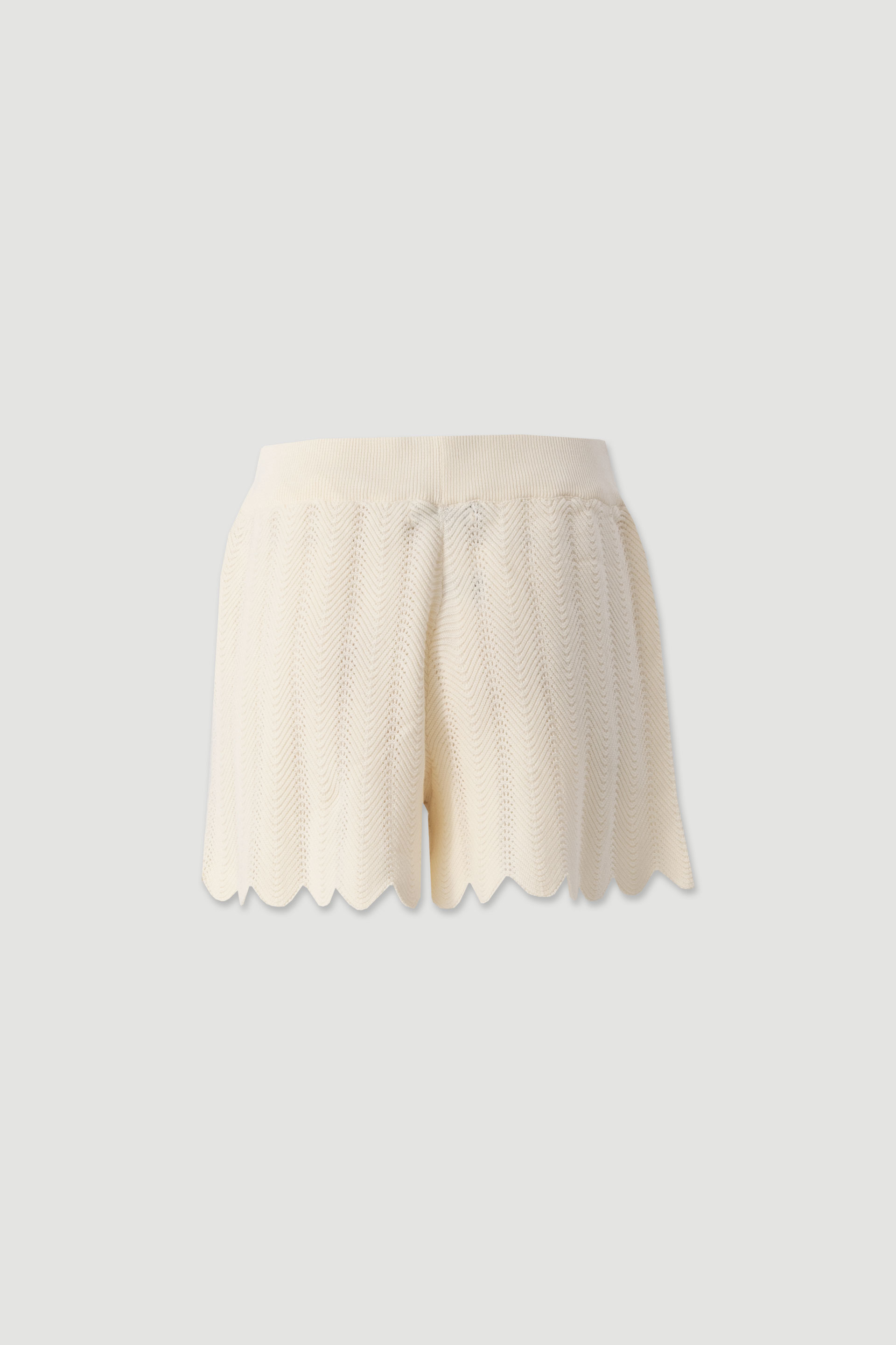 Cotton knit shorts with scalloped hem