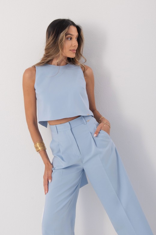 Top with back tie closure