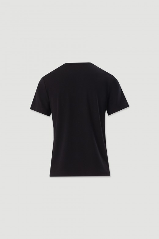 T-shirt with embroidered logo T-shirt with embroidered logo