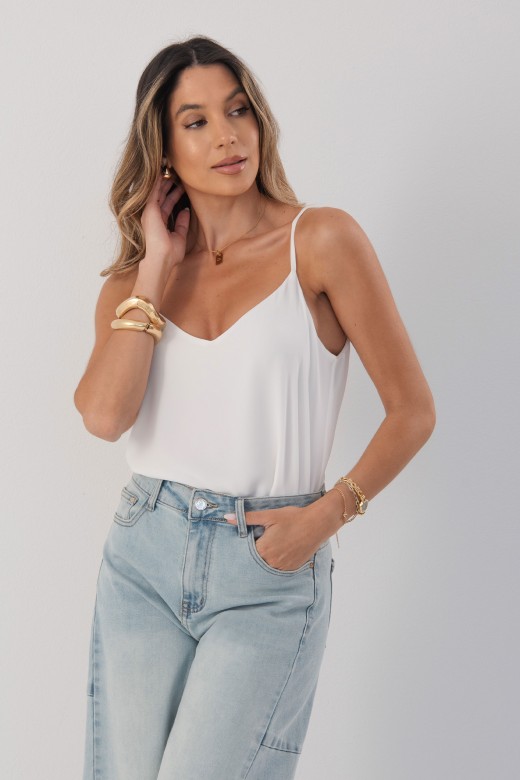 Flowy strappy top with v neckline Flowy strappy top with v neckline