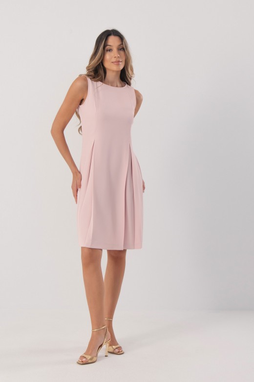 Fitted dress with side pleats Fitted dress with side pleats