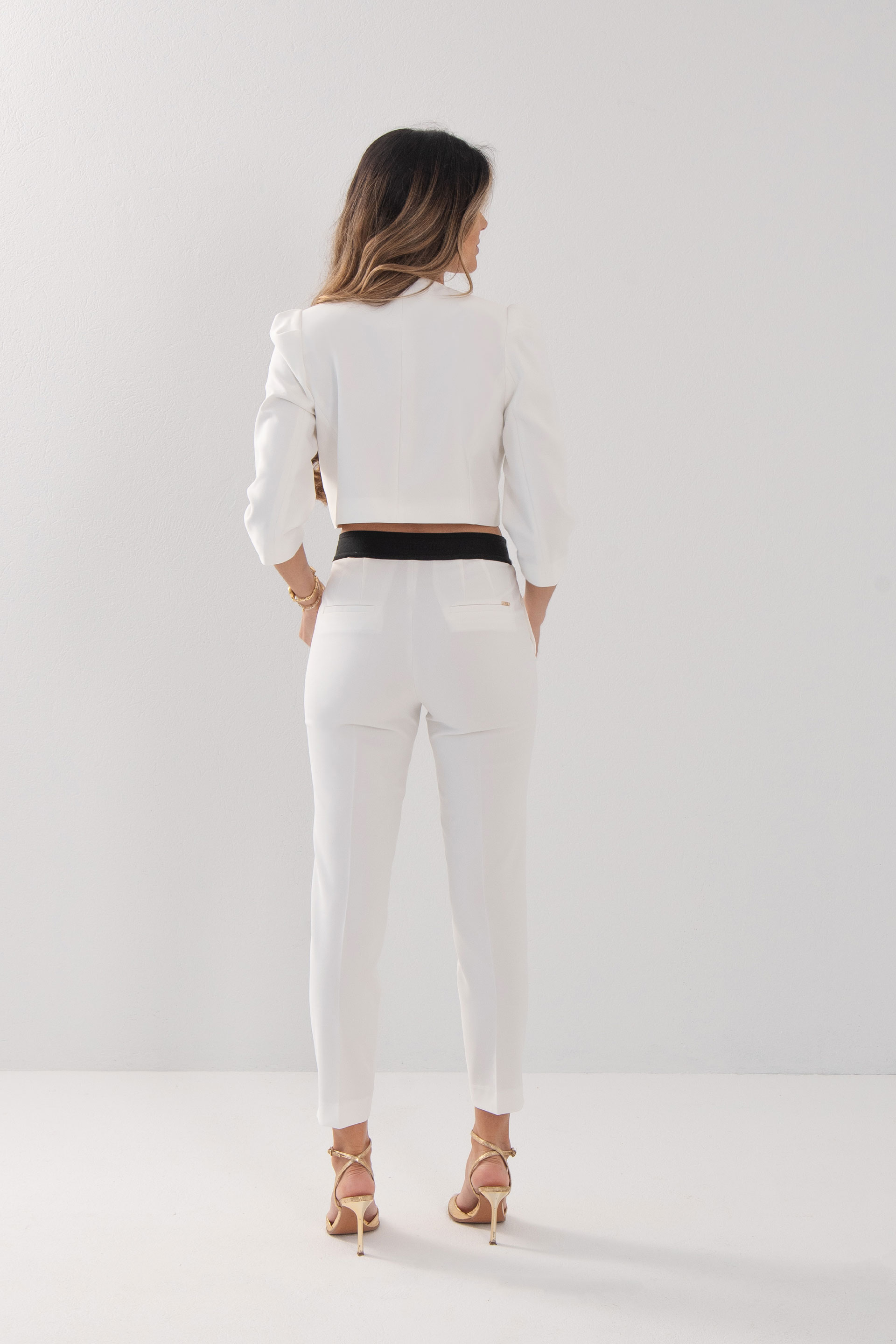 Classic trousers with customised elastic waistband