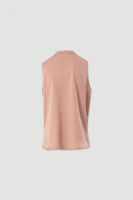 Top sans manches avec col montant Top sans manches avec col montant
