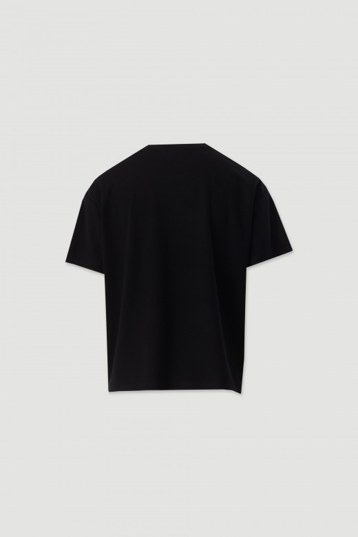 Oversized t-shirt with bottom detail Oversized t-shirt with bottom detail