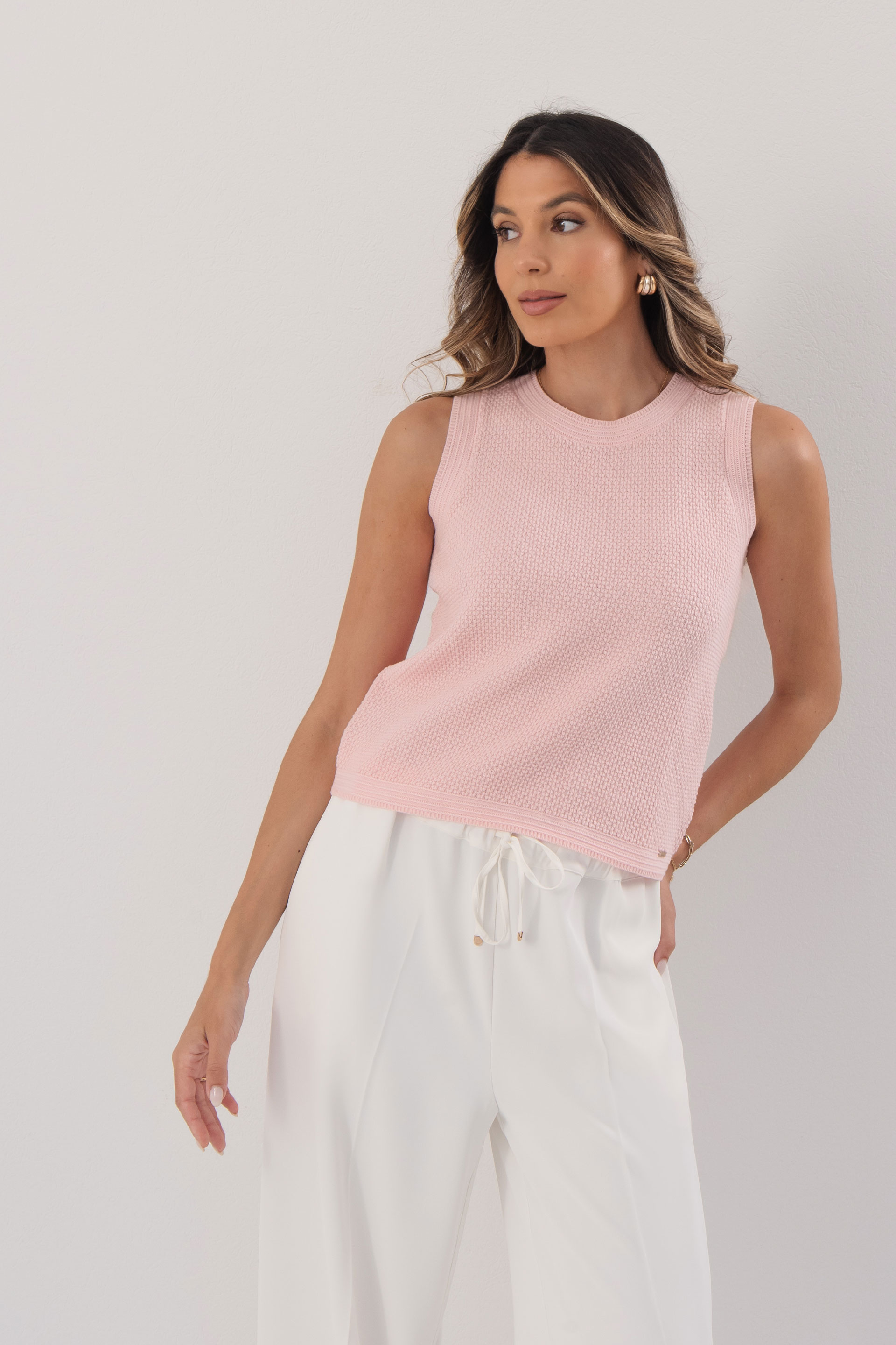 Perforated knit top 100% cotton
