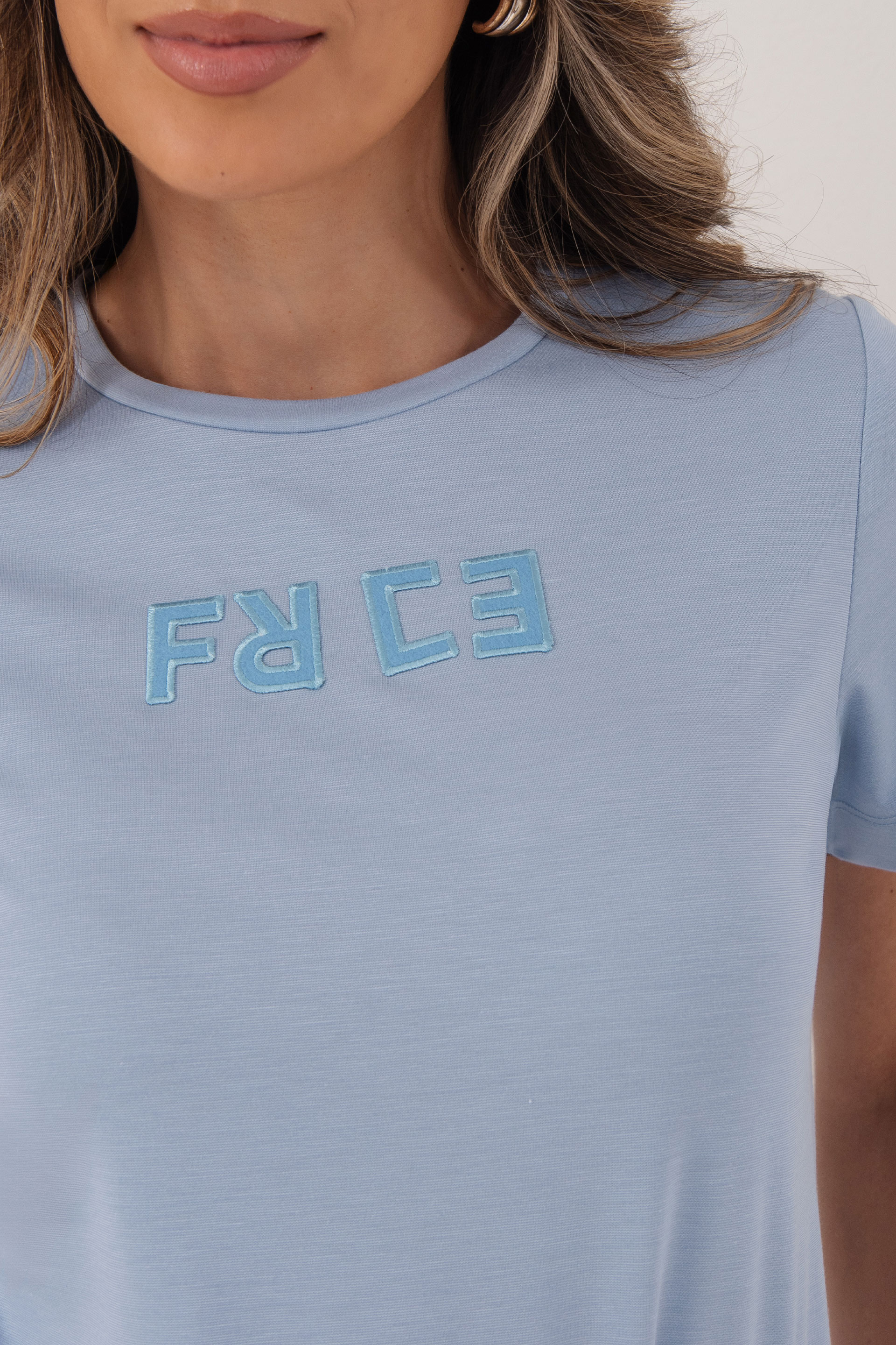 T-shirt with embroidered logo