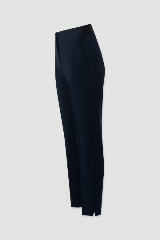 Classic trousers with customised elastic waistband Classic trousers with customised elastic waistband