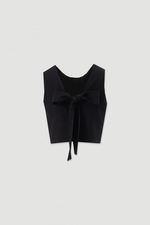 Cropped textured top with back bow Cropped textured top with back bow