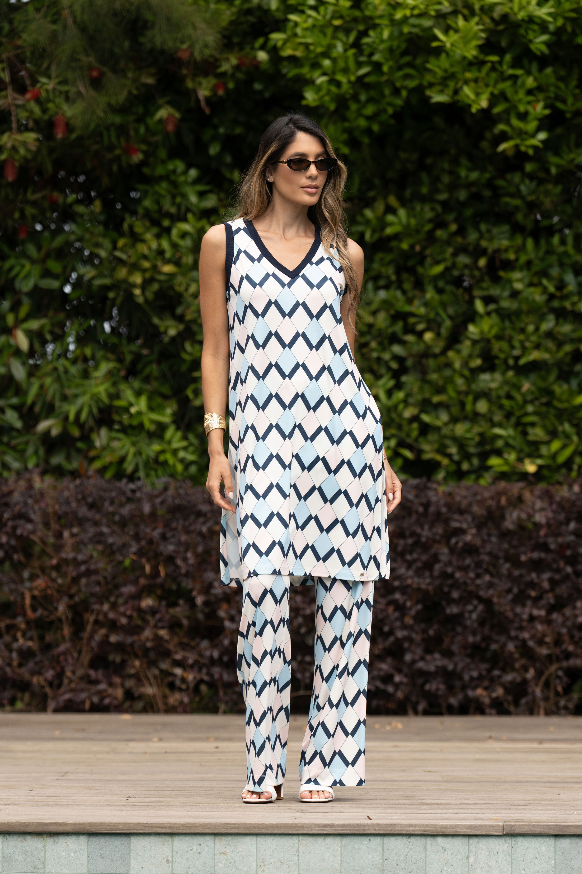 Geometric print wide-leg trousers