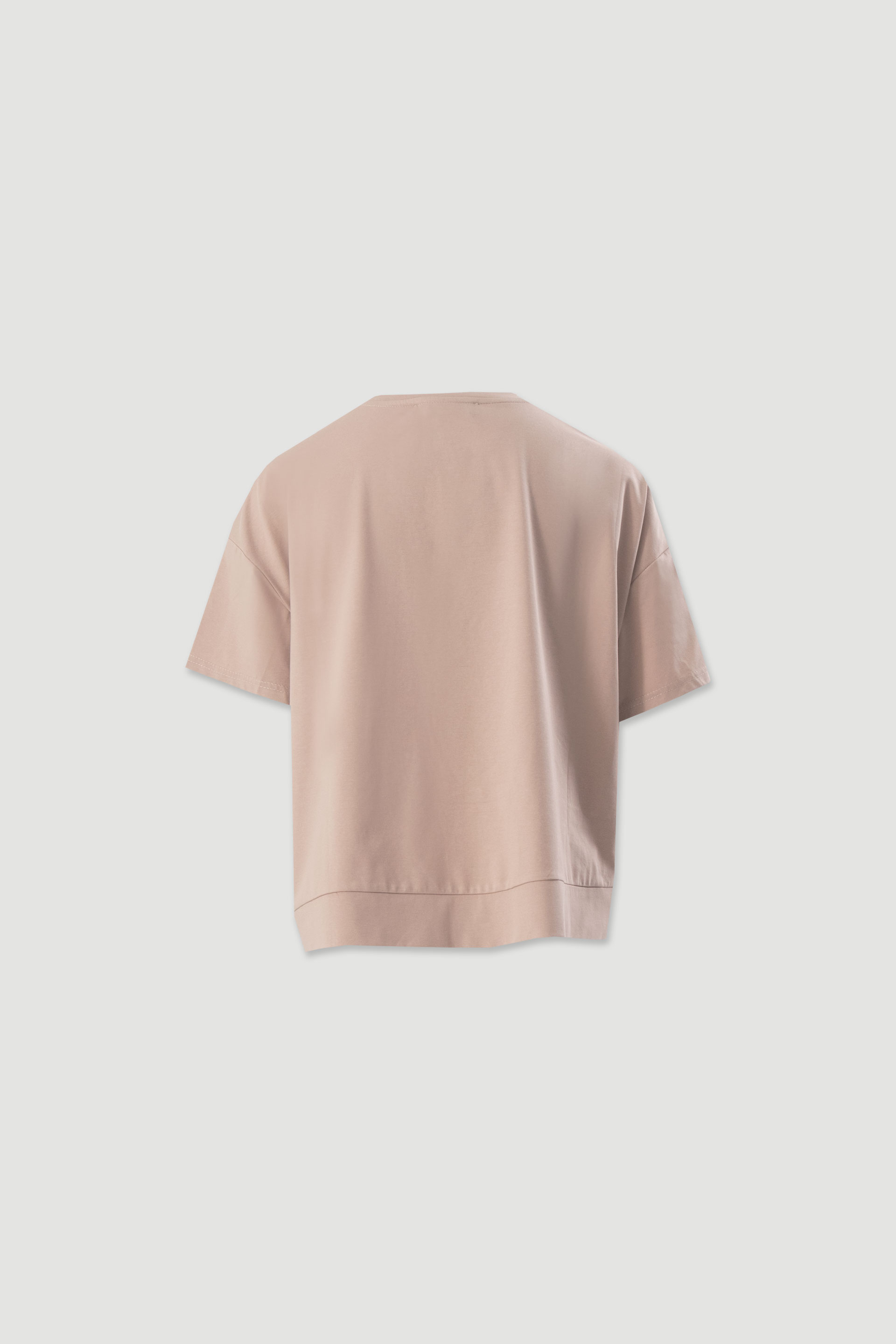 T-shirt with front pocket