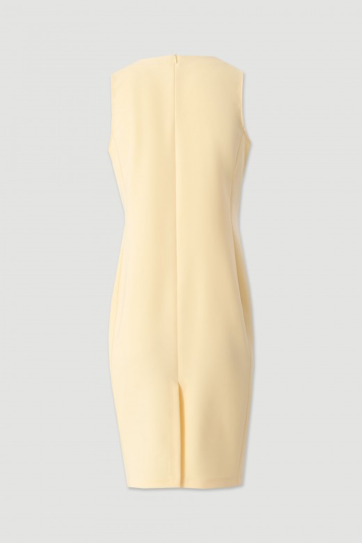 Fitted dress with gold detail Fitted dress with gold detail