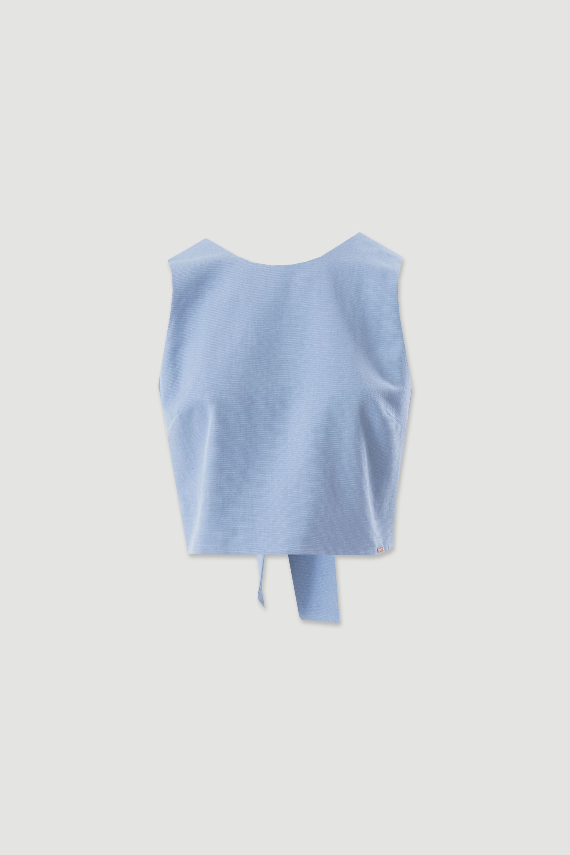 Cropped textured top with back bow