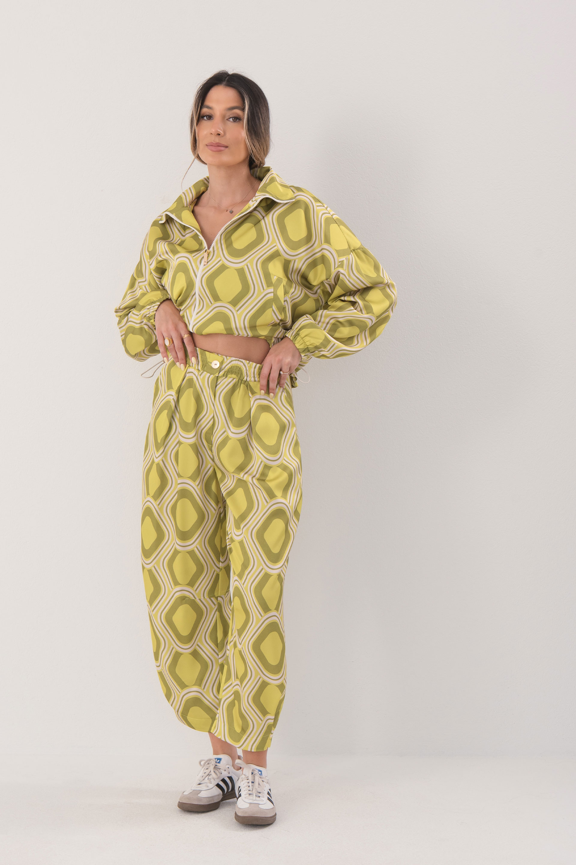 Printed fluid high-waist trousers