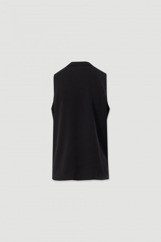 Top sin mangas con cuello alto Top sin mangas con cuello alto