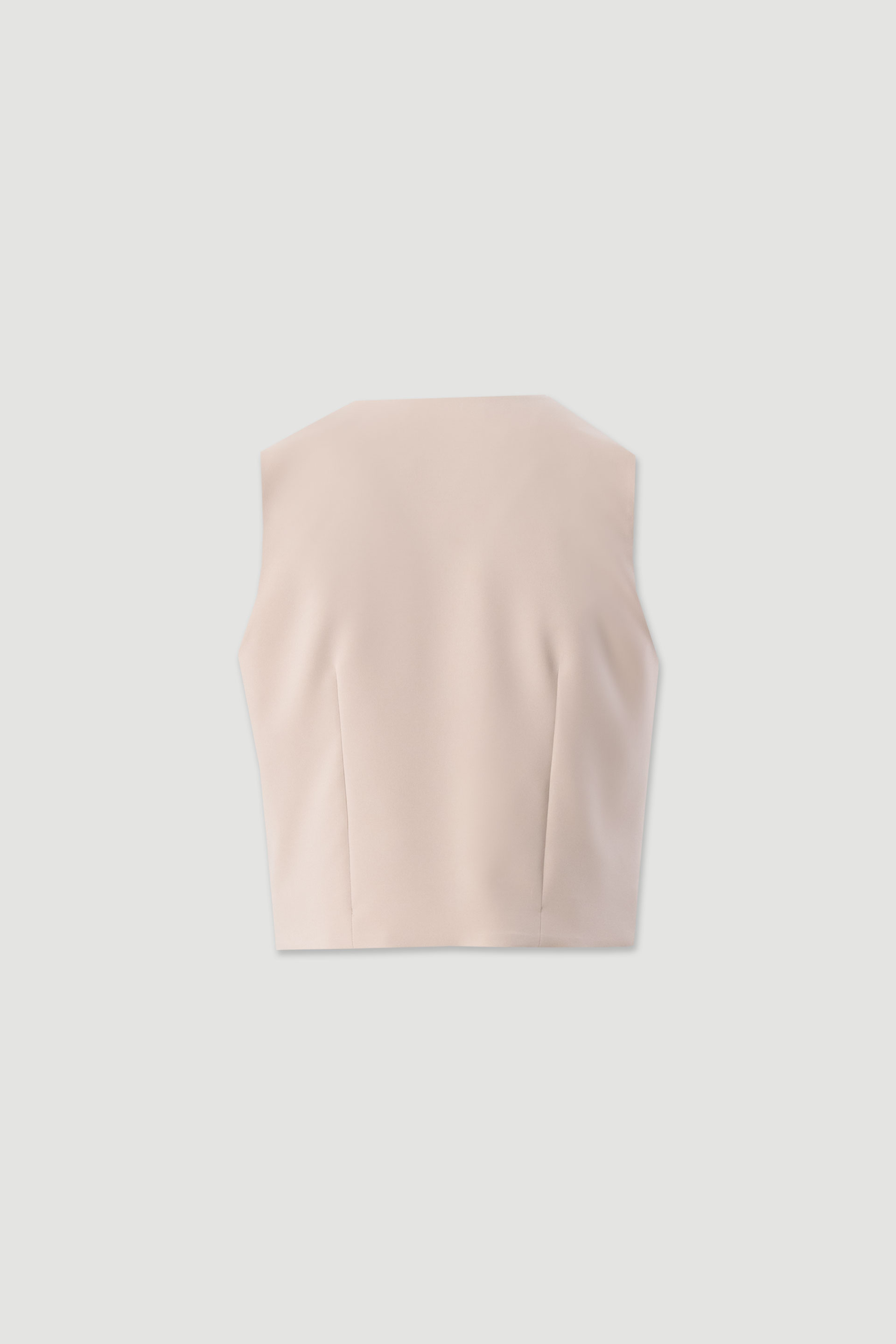 Structured tailored vest
