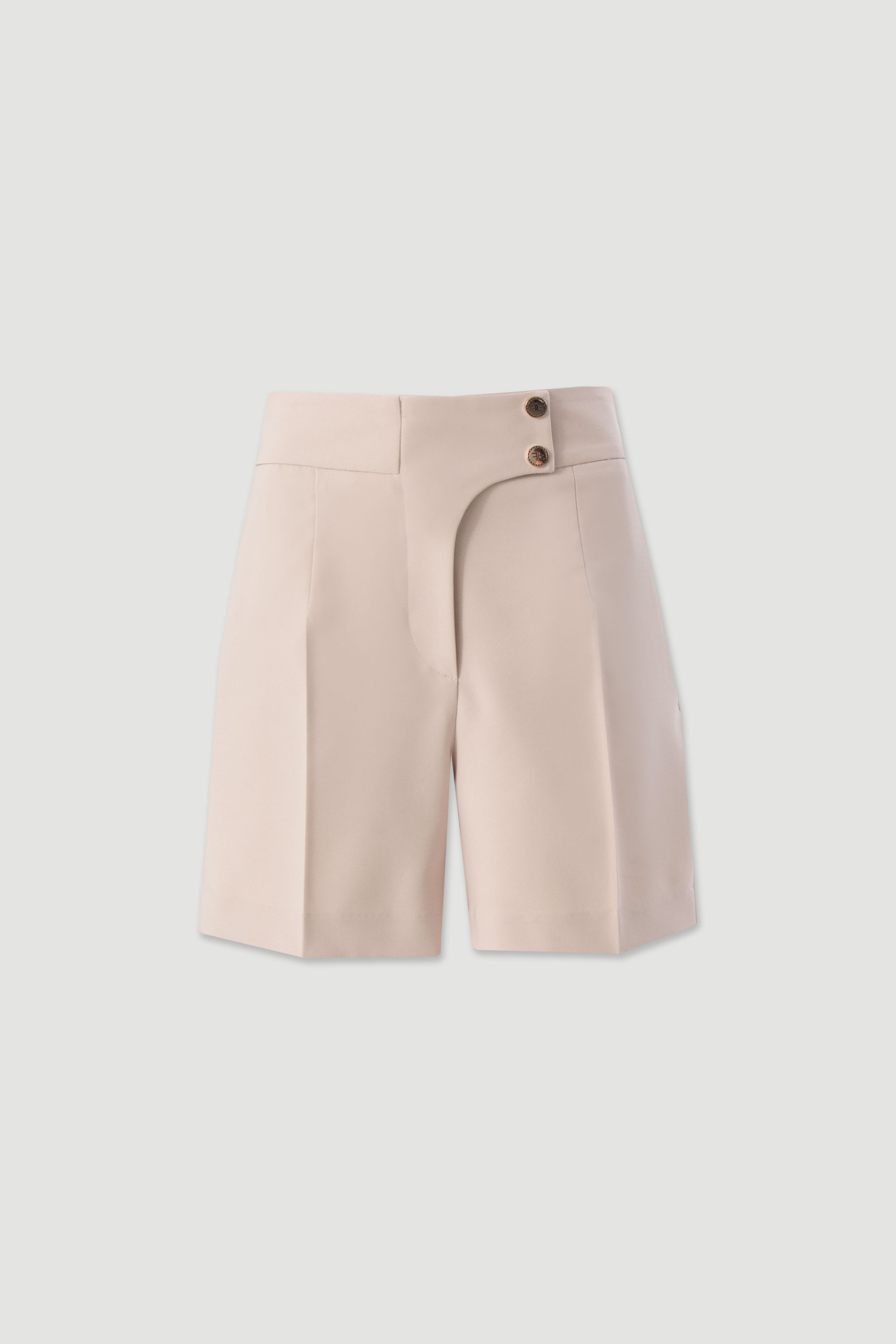 Shorts with asymmetrical detail