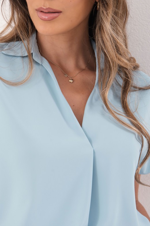 Flowy tunic with collar and short sleeves Flowy tunic with collar and short sleeves